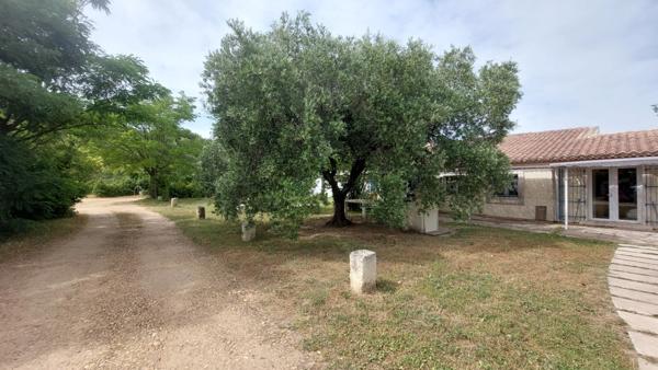 Dpt Gard (30), à vendre BEAUCAIRE maison P5