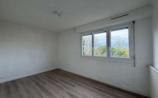 Appartement à louer    4 pièces • 81 m2 La Rochelle