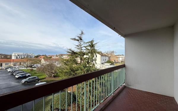 Appartement à louer    4 pièces • 81 m2 La Rochelle