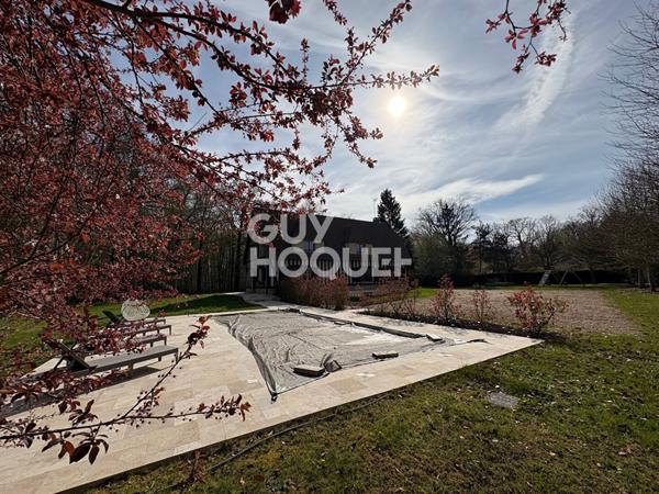 Villa Pullay 6 pièce(s) 185m²