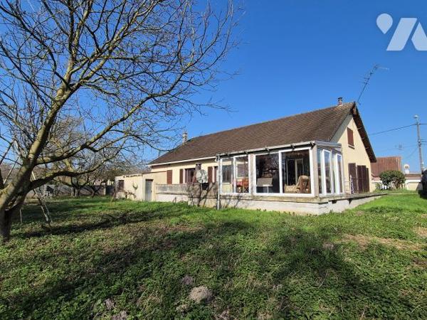 Grande maison de famille bâtie sur 1464m² de terrain constructible