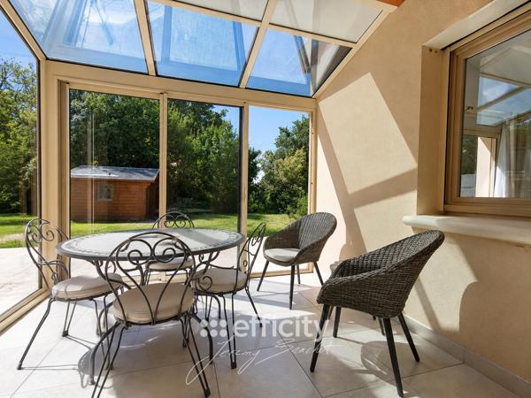 Maison
         7 pièces
        - 140 m² 419 000 € *