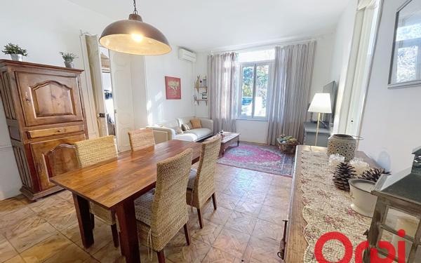 Appartement à vendre    4 pièces • 118,84 m2 Marseille 11