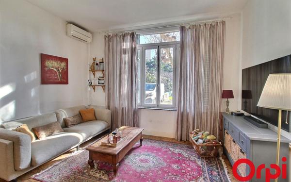 Appartement à vendre    4 pièces • 118,84 m2 Marseille 11