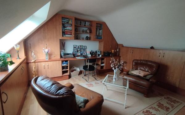 Maison à vendre    6 pièces •  Landivisiau