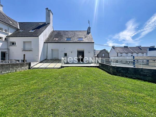 HABITATION + LOCAL PROFESSIONNEL : UNE OPPORTUNITÉ RARE ! LE FAOUËT
