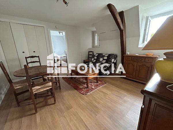 Location Appartement meublé 2 pièces 33.97 m² - 53 RUE CHANOINE DE VILLENEUVE Chatellerault 86100