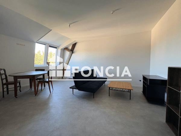 Location Appartement 3 pièces 59.11 m² - 9 RUE DU FAUBOURG DU PONT NEUF Poitiers 86000