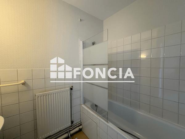 Location Appartement 3 pièces 59.11 m² - 9 RUE DU FAUBOURG DU PONT NEUF Poitiers 86000