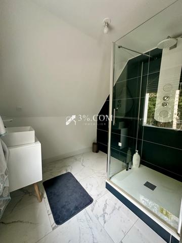 Maison 6 pièce(s) 4 chambre(s) 179 m²