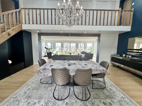 Maison 6 pièce(s) 4 chambre(s) 179 m²