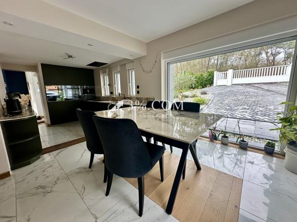 Maison 6 pièce(s) 4 chambre(s) 179 m²