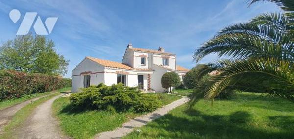 PORNIC. Belle maison de 150 m² sur terrain de plus de 1 800 m².