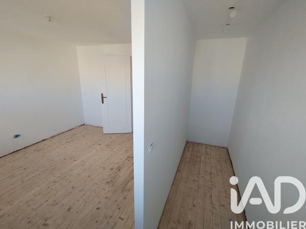 Appartement à vendre 2 pièces 65 m² Pont-Sainte-Marie