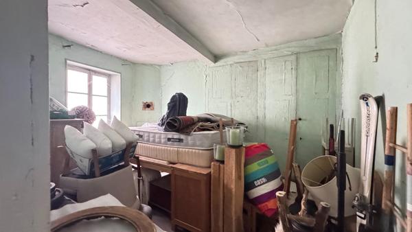 Appartement à rénover en plein coeur de Saint-Marcellin