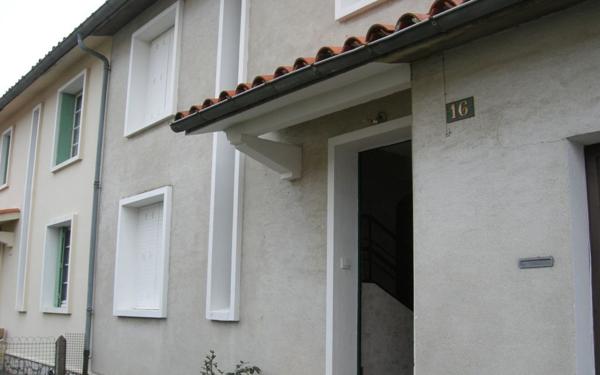 Maison à louer    4 pièces • 100 m2 Castres