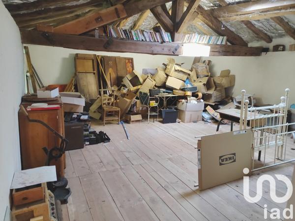 Maison 8 pièces de 168 m² à Confolens (16500)