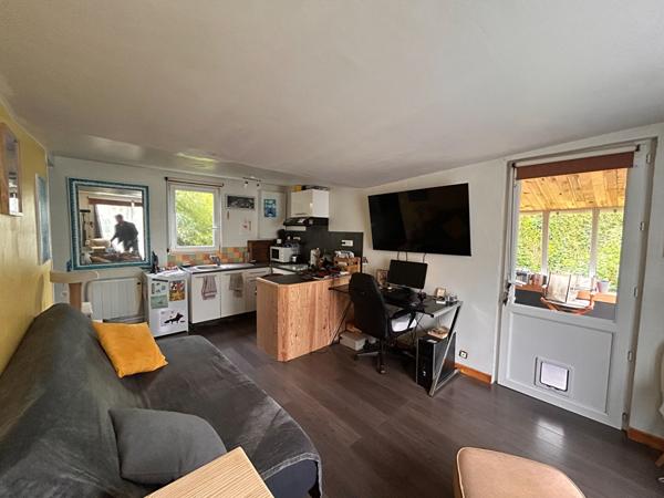 Maison individuelle 130m² - Boos -Franquevillette- Franqueville saint pierre -3 chambres - grand jardin - studio indépendant - calme - sans vis à vis 245000€