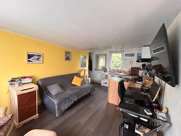 Maison individuelle 130m² - Boos -Franquevillette- Franqueville saint pierre -3 chambres - grand jardin - studio indépendant - calme - sans vis à vis 245000€