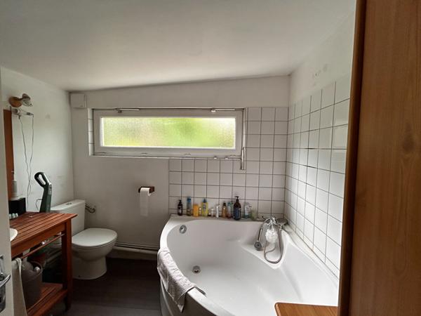 Maison individuelle 130m² - Boos -Franquevillette- Franqueville saint pierre -3 chambres - grand jardin - studio indépendant - calme - sans vis à vis 245000€