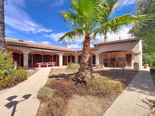 Spacieuse villa familiale avec vue