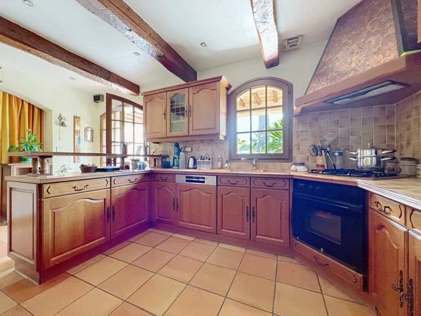 Spacieuse villa familiale avec vue