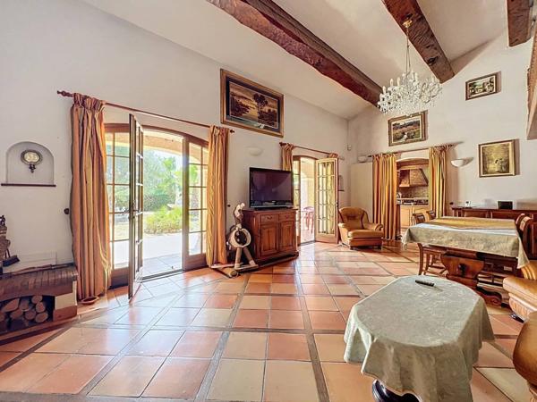 Spacieuse villa familiale avec vue