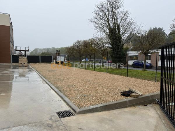 Location Local commercial111 m² - 4 Pièces - CESSON (77240)