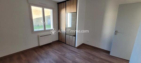 Location                                                      Maison
                        
                     4 pièces                      73 m2                     à Saint-Jean-d'Angély