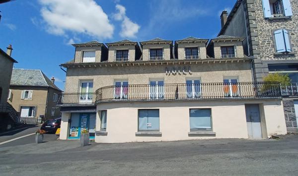 Immeuble 19 pièces - 630 m²