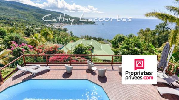 Villa comprenant 5 appartements, vue mer exceptionnelle-Bouillante