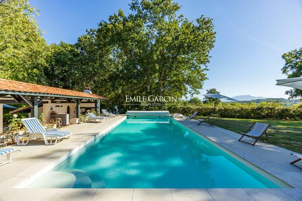 A vendre Maison de caractère vue montagnes Arbonne