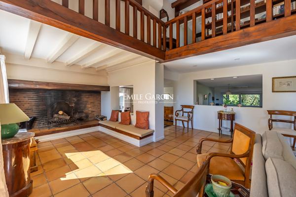 A vendre Maison de caractère vue montagnes Arbonne