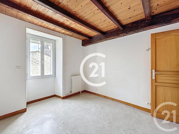 Maison à vendre  4 pièces - 93 m2 ST LAURENT DE COGNAC - 16