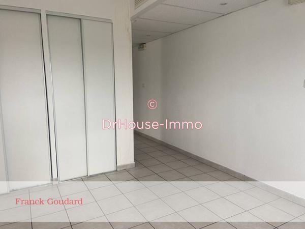 Bureau à vendre 5 pièces de 135 m²