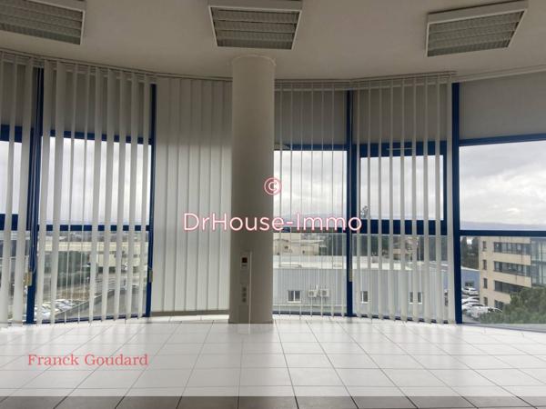 Bureau à vendre 5 pièces de 135 m²