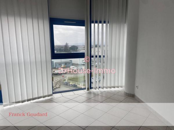 Bureau à vendre 5 pièces de 135 m²