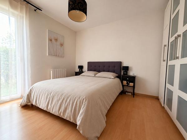 Vieux Doulon -  dans un quartier calme, à prox. de tous les services, belle maison récente de 3 chb. Jardin et garage.