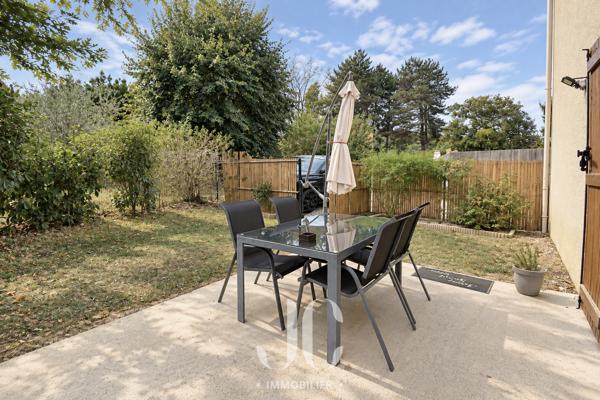 Maison au calme avec jardin et garage