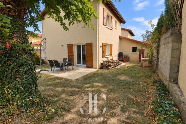 Maison au calme avec jardin et garage