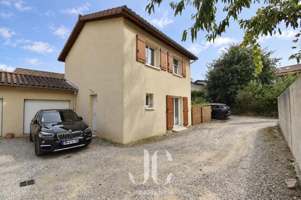 Maison au calme avec jardin et garage