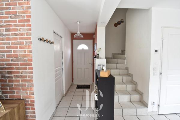 Maison au calme avec jardin et garage