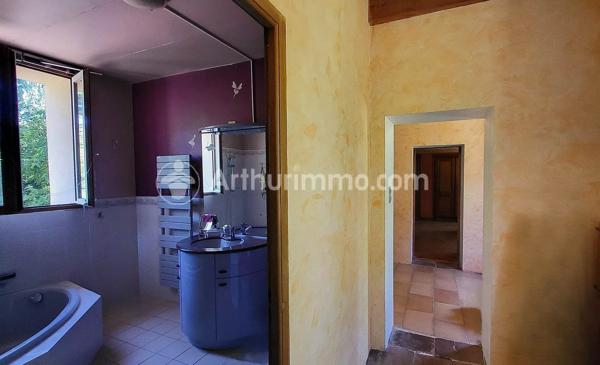 Vente                                                      Maison
                        
                     5 pièces                      215 m2                     à Villemur-sur-Tarn