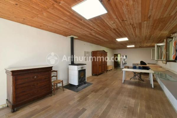 Vente                                                      Maison
                        
                     5 pièces                      215 m2                     à Villemur-sur-Tarn