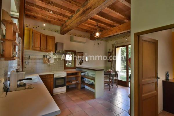 Vente                                                      Maison
                        
                     5 pièces                      215 m2                     à Villemur-sur-Tarn