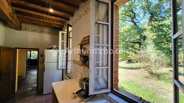 Vente                                                      Maison
                        
                     5 pièces                      215 m2                     à Villemur-sur-Tarn