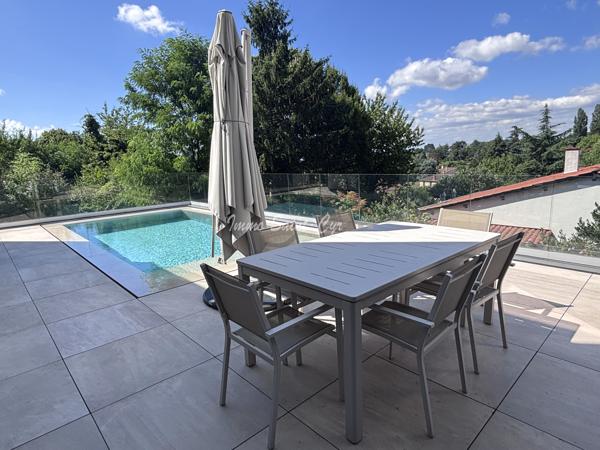 Maison 7 pièce(s) 6 chambre(s) 182.82 m²