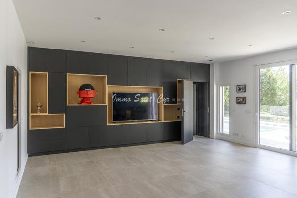 Maison 7 pièce(s) 6 chambre(s) 182.82 m²