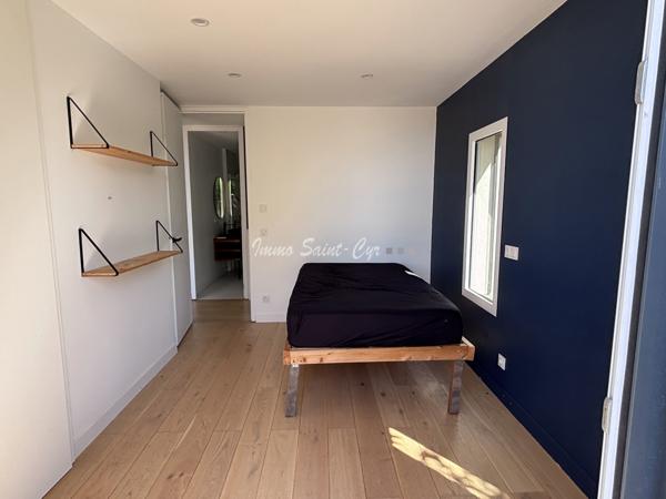 Maison 7 pièce(s) 6 chambre(s) 182.82 m²