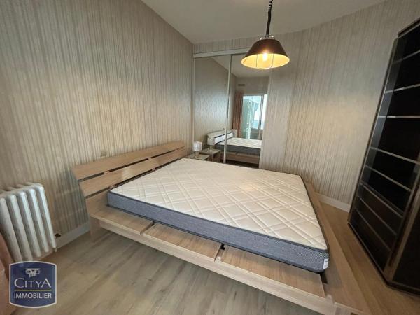 Appartement à louer 2 pièces 50.89m² Poitiers (86000)